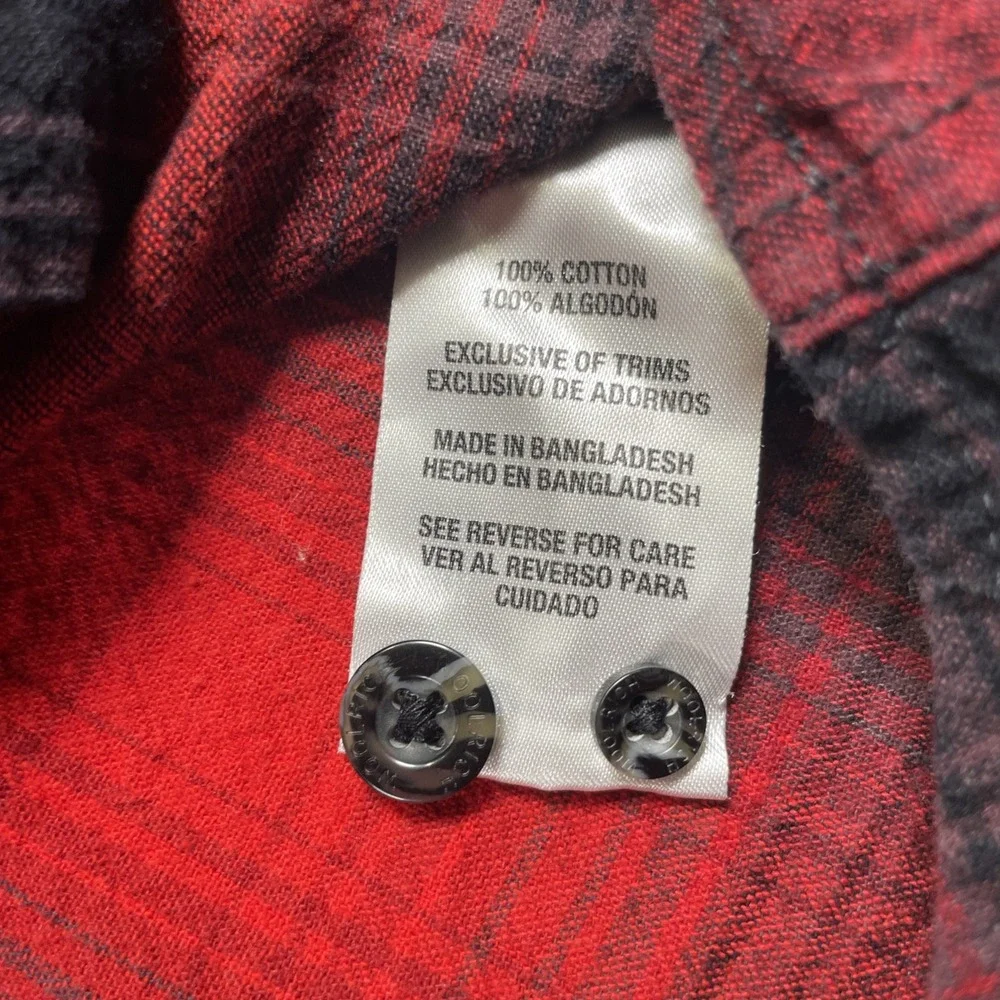 Woolrich Plaid 100% Cotton Men's Medium Shirt Red Black Button Down‎